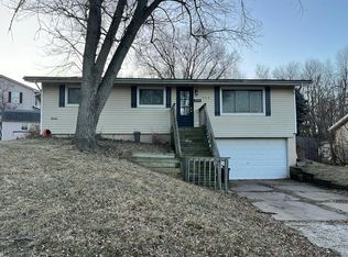 306 Pontiac Rd, Marquette Heights, IL 61554