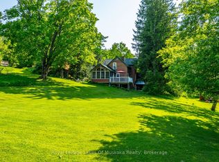 229 Fraserburg Rd, Bracebridge, ON P1L 0A1