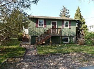 2004 Matunuck School House Rd, South Kingstown, RI 02879