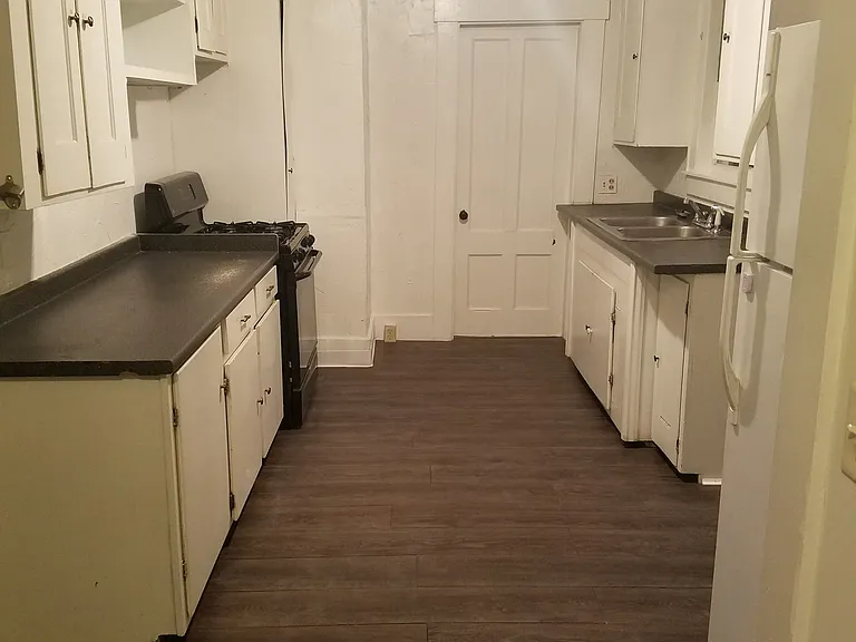 478 Lake Ave #1 — Photo 1