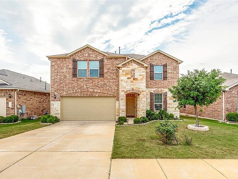 11905 Reindeer Dr — Photo 1