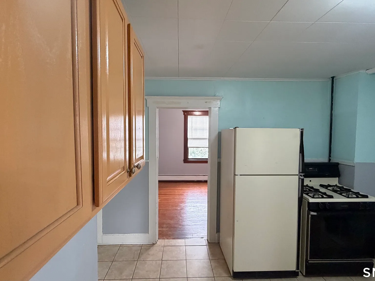 2 bed, 1.0 bath, 988 sqft, $1,700 — Photo 4