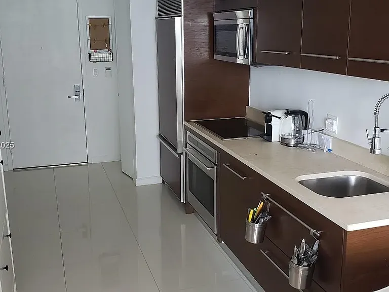 495 Brickell Ave #3408 — Photo 4