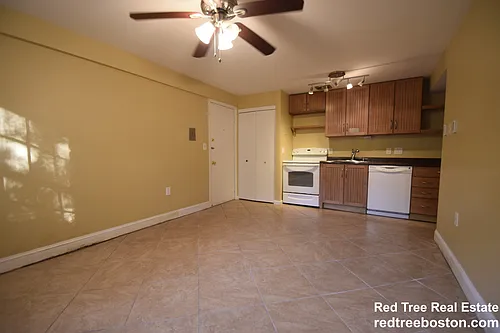 1 Colonial Village Dr #3 Photo 1
