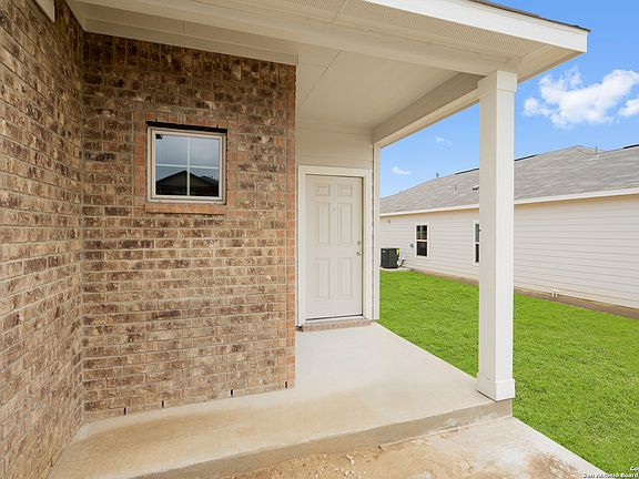 2nd image of 174 Porcupine Lane