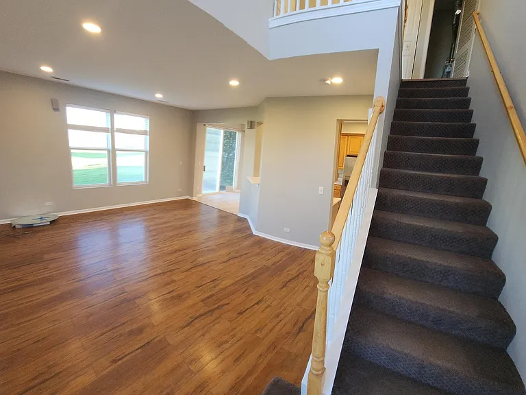 3279 Bromley Ln — Photo 6