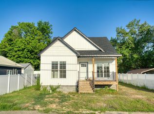 606 Olive St, Benton, KY 42025