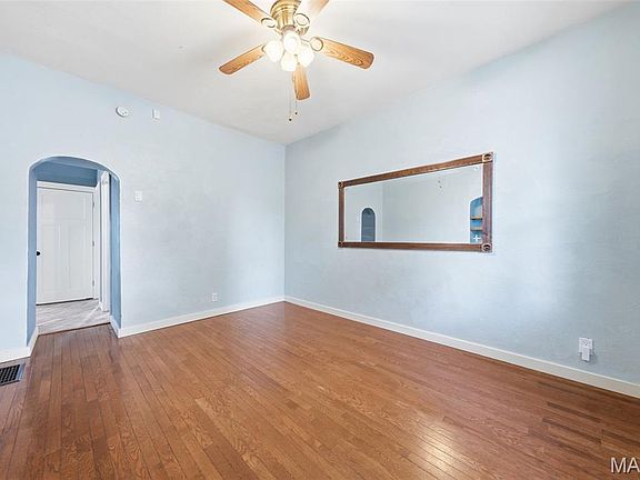3rd image of 5335 Alfred Ave