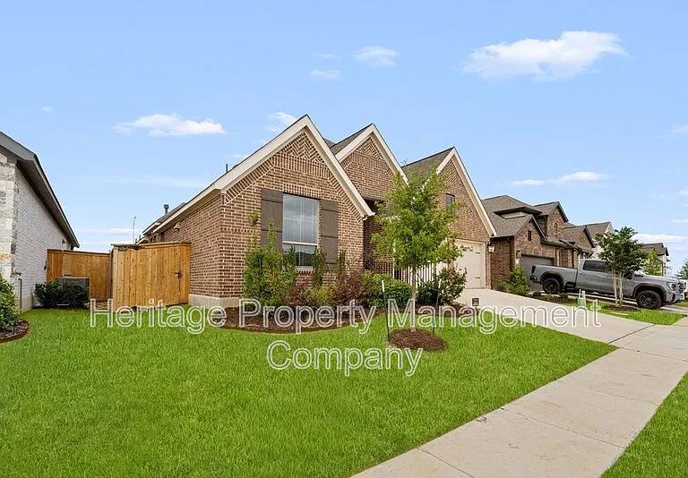 316 Hulda Trl — Photo 41