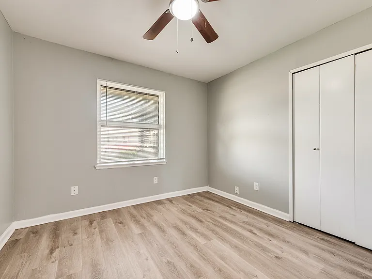 5010 Wildbriar Dr — Photo 18