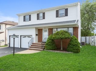840 Inwood Rd, Union, NJ 07083