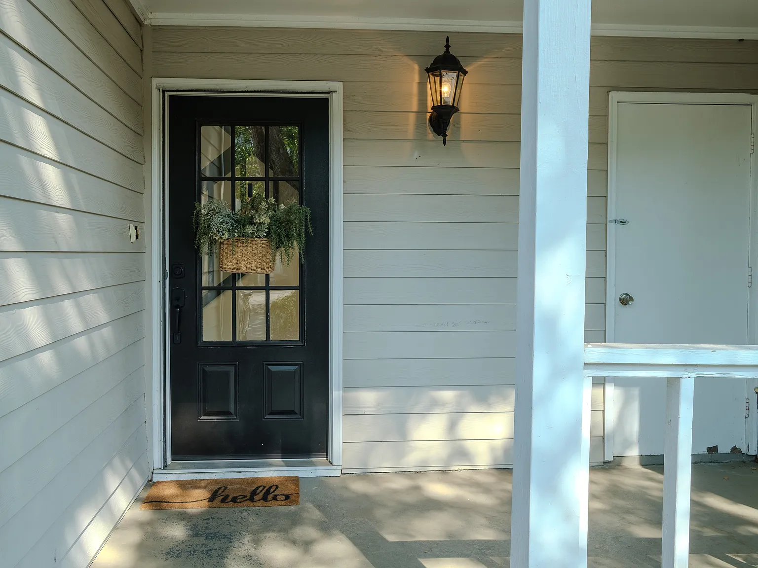 3 bed, 2.5 bath, 1796 sqft, $2,350 — Photo 1