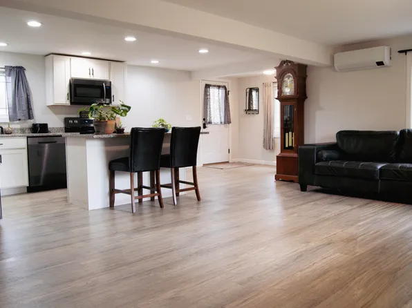 30 Cottage Street, Fairfield, ME 04937