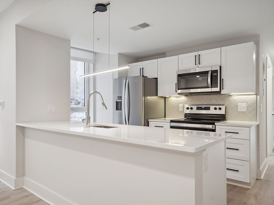 1st image of 1803 N Howard St #302