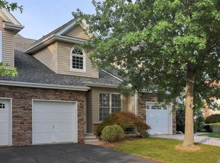 150 Saratoga Ct, Franklin Twp., NJ 08873