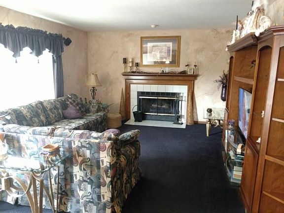 5th image of 2217 Deveron Ln