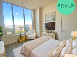 212 King William St #1417, Hamilton, ON