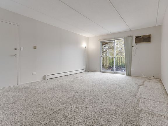 3rd image of 242 Shorewood Dr APT 1B