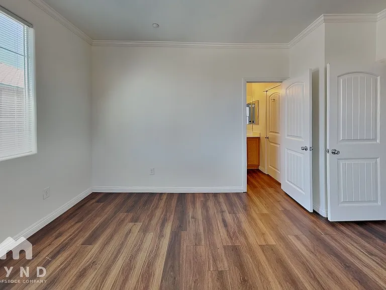 495 Westminster Hall Ave #103 — Photo 9