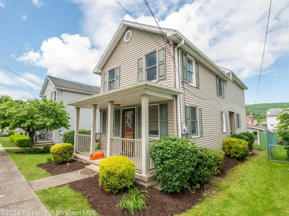 123 William St, Old Forge, PA 18518