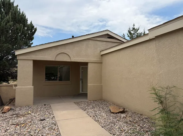 1876 Lee Loop NE, Rio Rancho, NM 87144