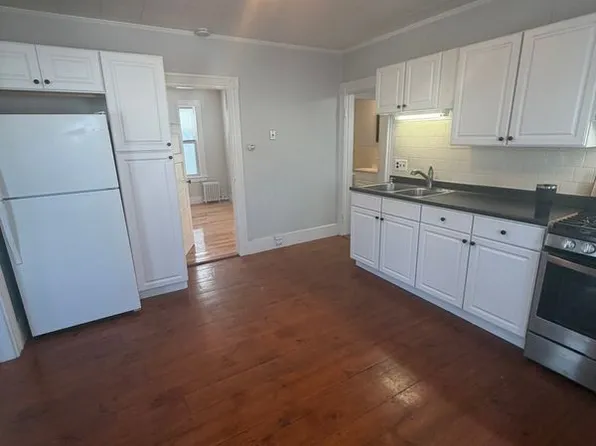 23 Saunders St #25F, North Andover, MA 01845