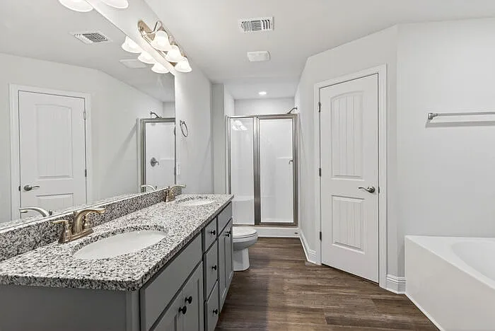 15740 Rachael Dr — Photo 20