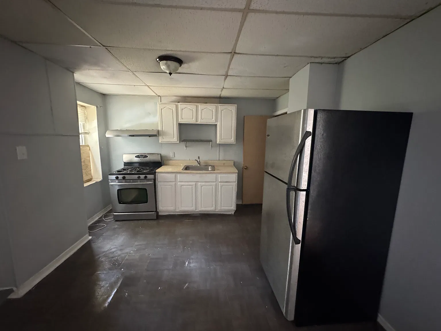 2 bed, 900 sqft, $1,350 — Photo 4