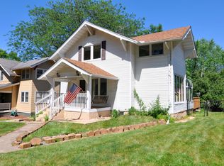 739 37th St, Des Moines, IA 50312
