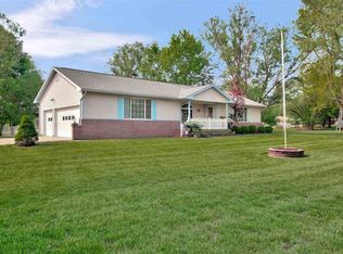 8911 S Sence Dr, Haysville, KS 67060