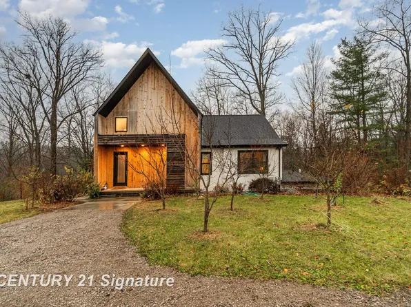 717 W Mayfly Dr, Beaverton, MI 48612