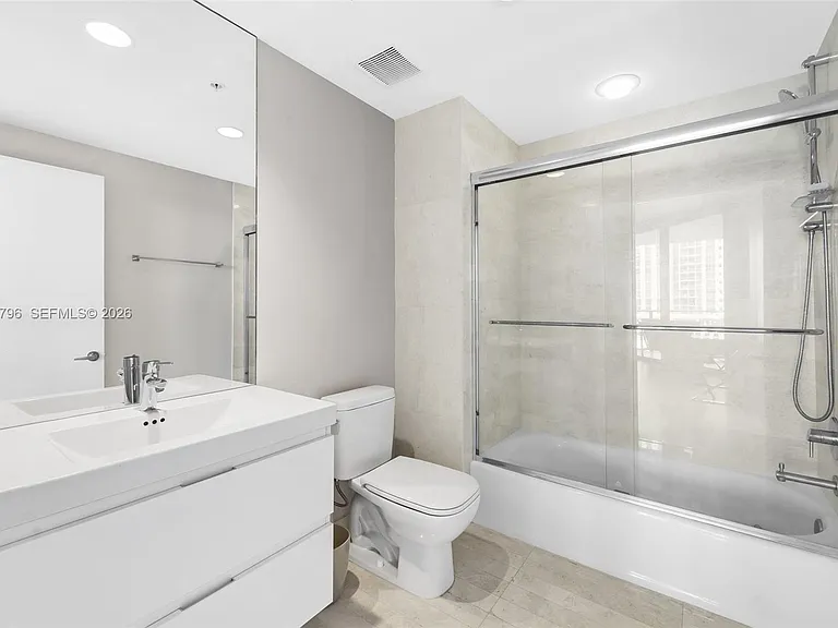 17111 Biscayne Blvd #307 — Photo 17