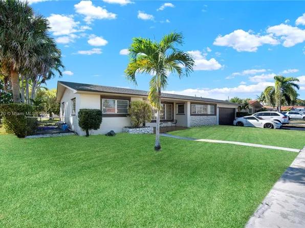 7850 W 16th Ave, Hialeah, FL 33014