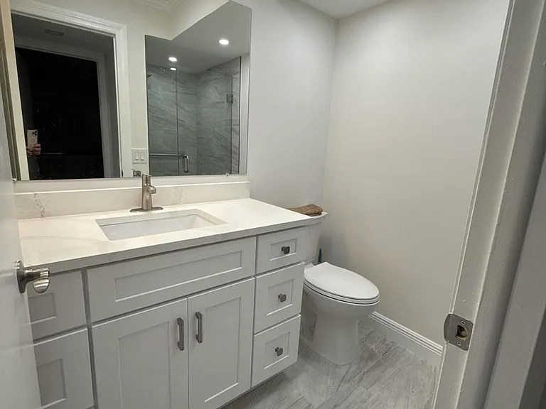 358 Normandy Ln #H — Photo 6