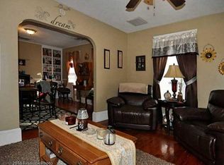 8 Littlefield St, Pawtucket, RI 02861