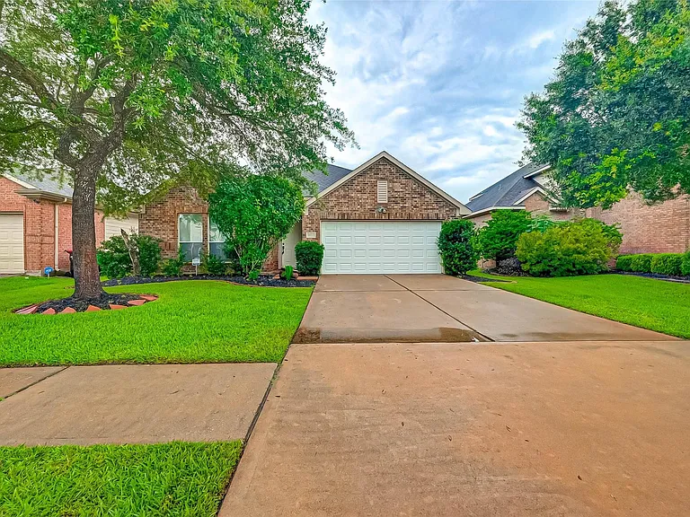20227 Enchanted Rose Ln — Photo 3