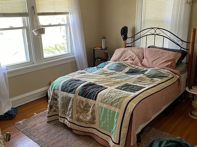 708 Franklin Ave — Photo 7