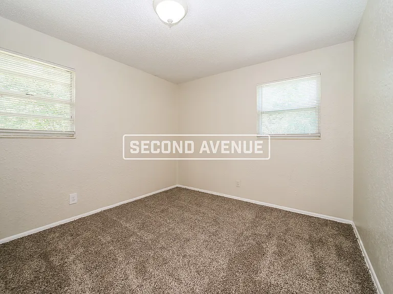 9561 Norfolk Blvd — Photo 11