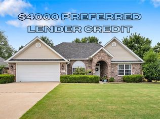 4377 Ravenwood Ln, Springdale, AR 72762