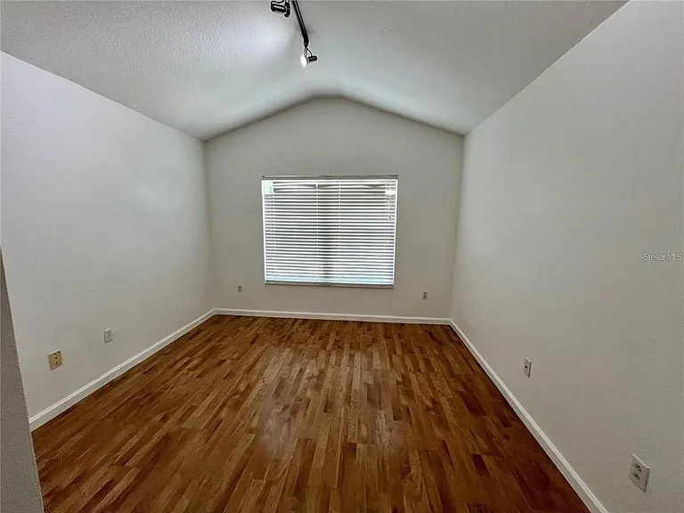 26543 Castleview Way — Photo 24