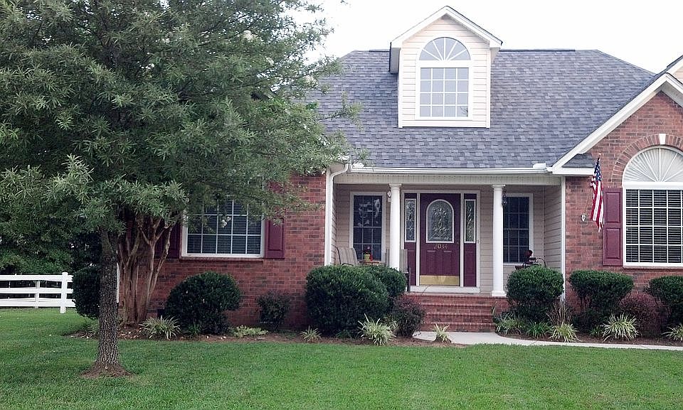 1st image of 2034 Dearborn Dr