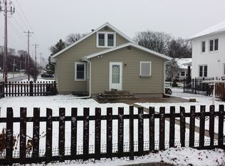 2121 2nd St, Perry, IA 50220