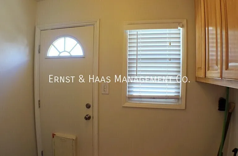 2953 Silva St — Photo 15