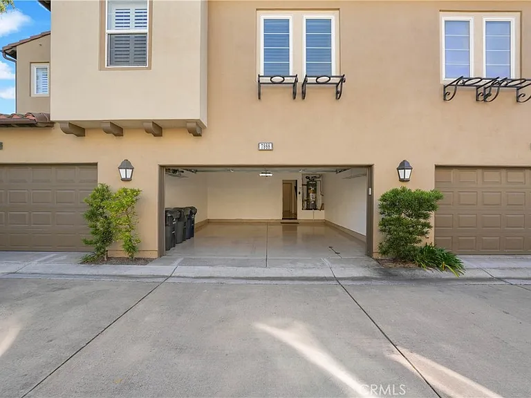 7988 Aldea Cir — Photo 44