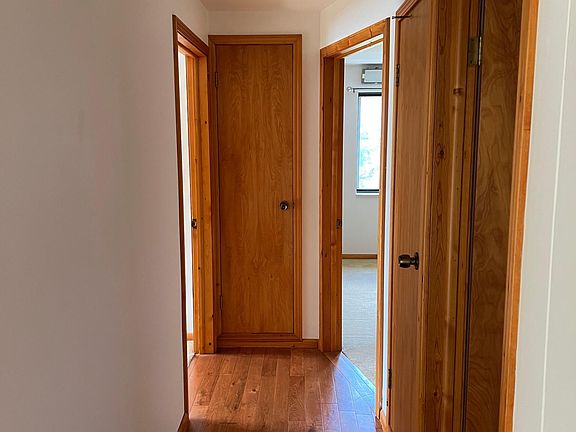 4th image of 7282 Shawnee Rd APT 3