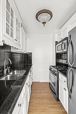 Rented by Corcoran | media 17