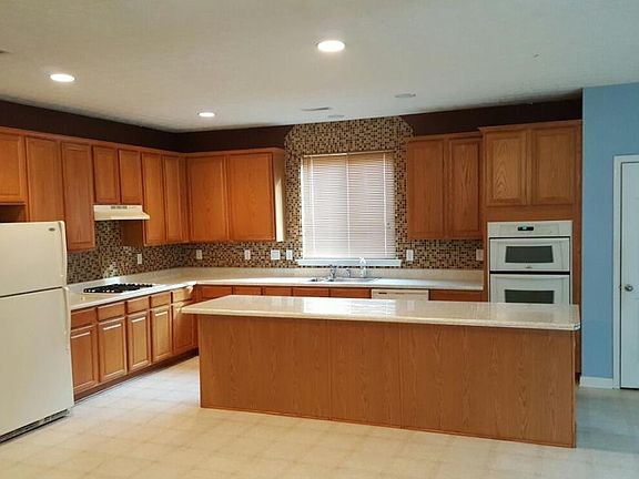 5th image of 2913 Brookford Ln SW