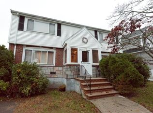 126 Brookfield Rd #1, Winthrop, MA 02152