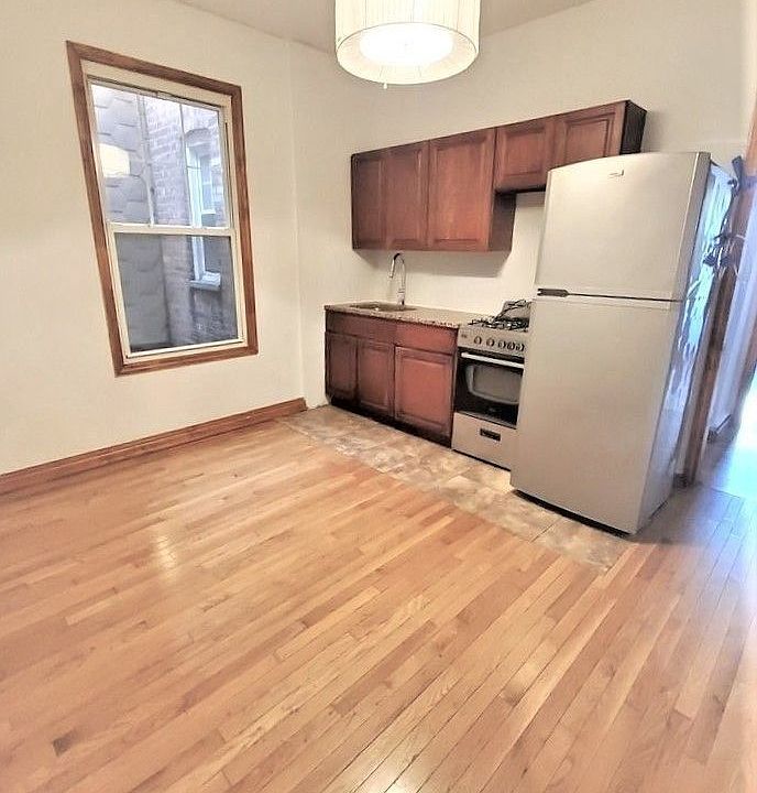 1st image of 257 Patchen Ave #3R