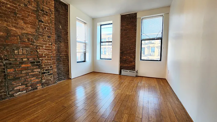 Rented by Voro New York | media 4